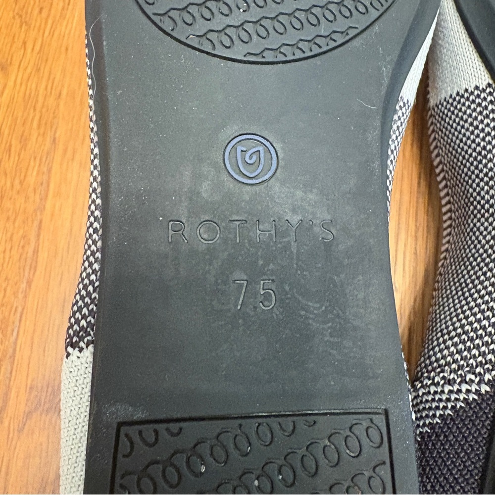 Rothy's Monochrome Patterned Flats - image 7